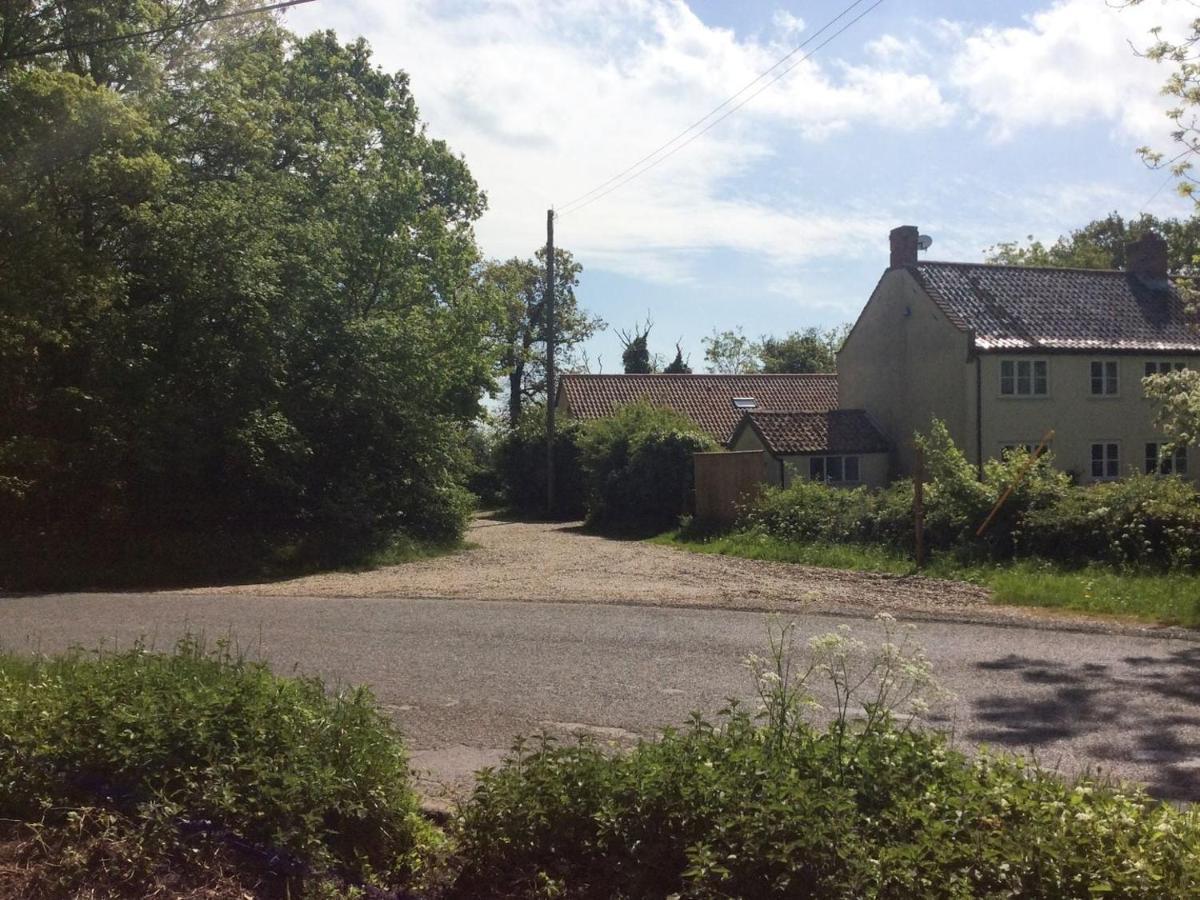 Blyth Green Stable Long Stratton Exterior photo