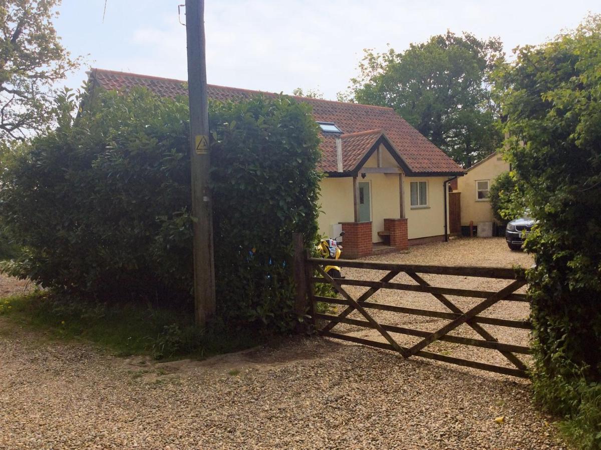 Blyth Green Stable Long Stratton Exterior photo